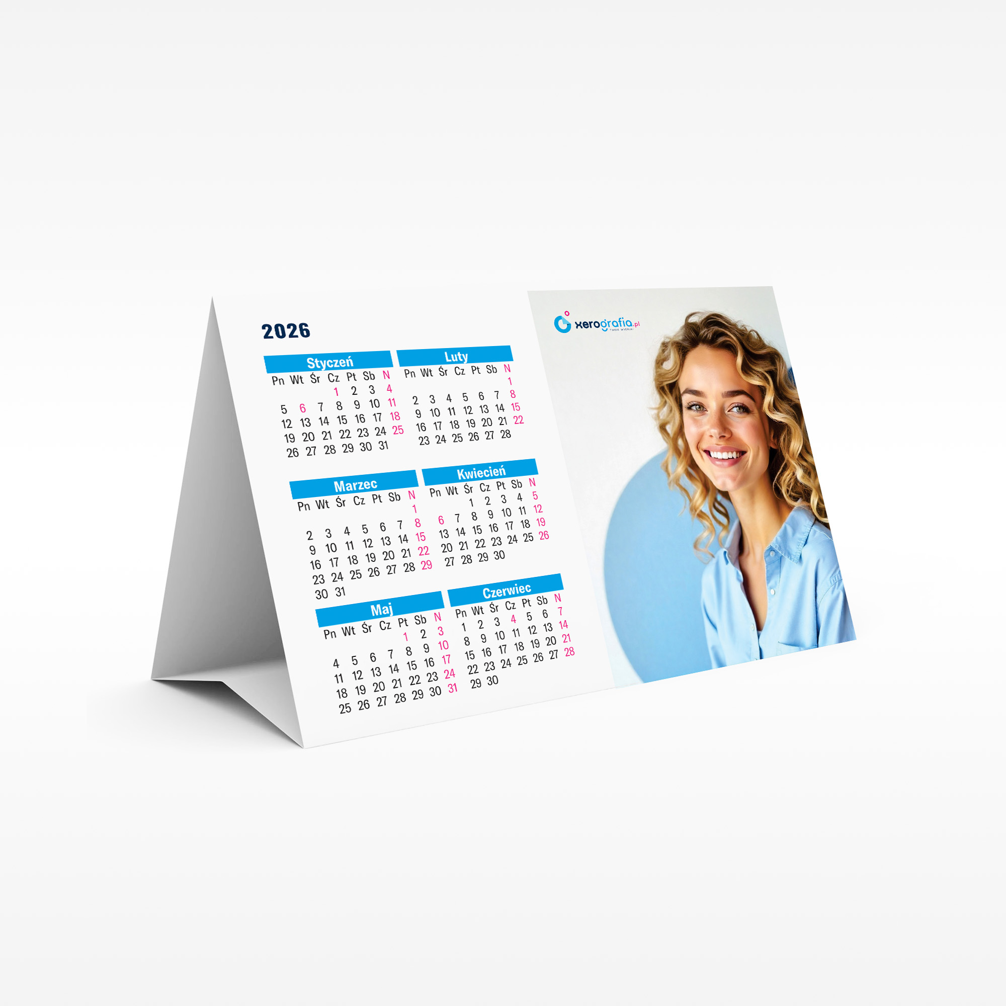 Kalendarze biurkowe 2026 typu piramidka z nadrukiem logo.